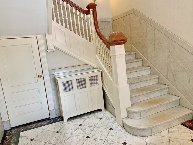 Foto del edificio - Five Winchester St