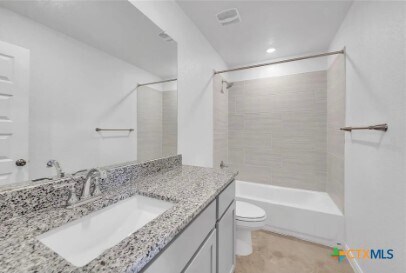 Foto del edificio - 914 Cherry Laurel Ln