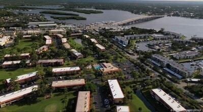 Building Photo - 1931 SW Palm City Rd