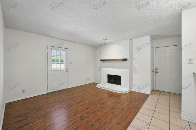 Building Photo - 6198 Vega Dr