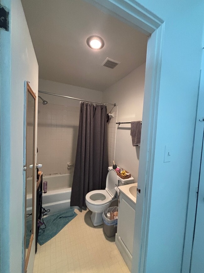 Foto del edificio - 6339 Marchand St