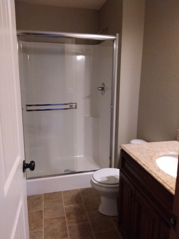 Foto del edificio - 123 SW Rose Garden Ln