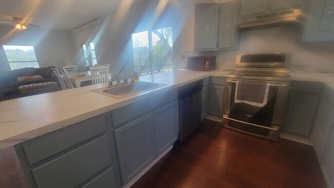 Foto del edificio - 1020 5th St