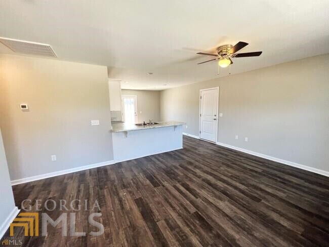 Foto del edificio - 132 Callaway Crescent