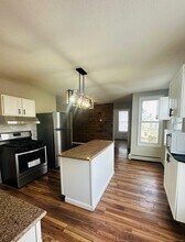 Building Photo - 355 Greenwich Ave