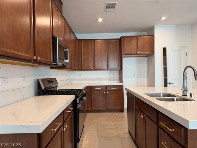 Foto del edificio - 9234 Litvin St