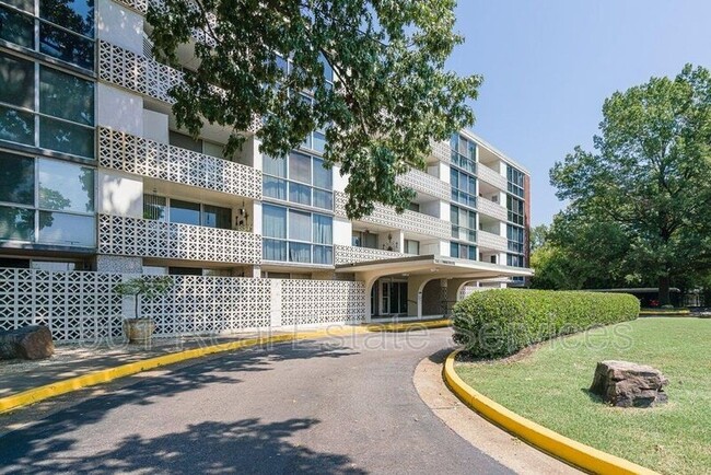 Foto del edificio - 3080 Walnut Grove Rd