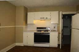 kitchen - 228 S Indianapolis Ave