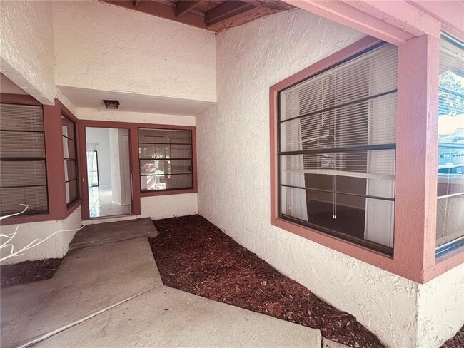 Building Photo - 6256 Gardenview Ct