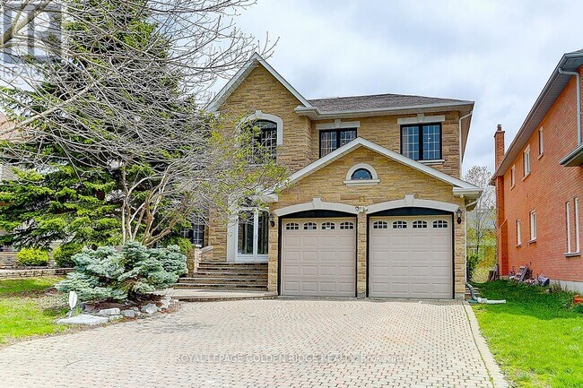 Photo du bâtiment - 11 Hillsborough Ct
