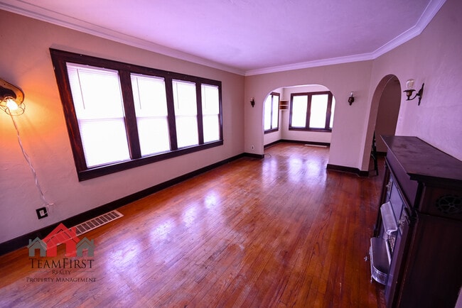 Building Photo - 1232 Eliza St