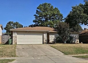 Building Photo - 817 Mountain Laurel Ln