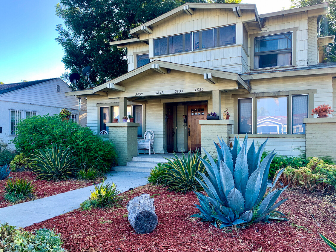 Foto principal - 3835 Arlington Ave