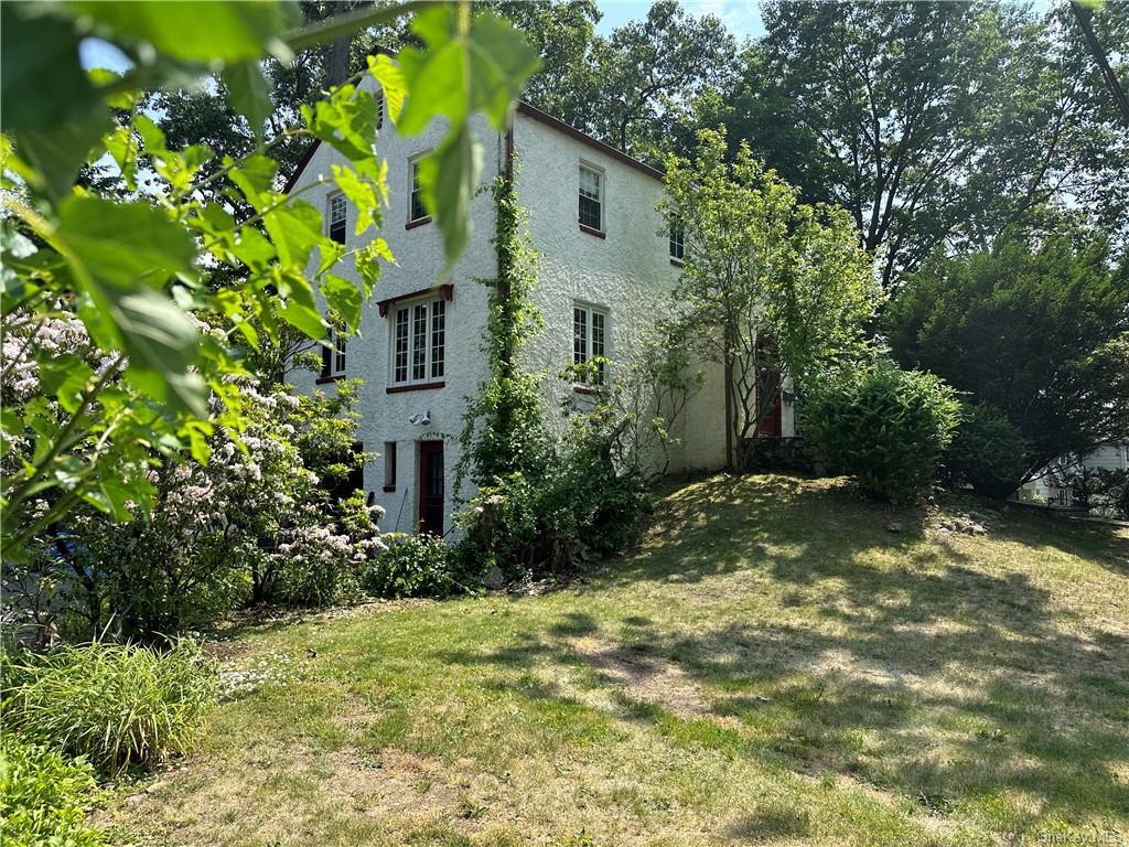 Primary Photo - 85 Wildwood Rd
