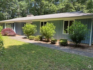 Building Photo - 32 Sheep Pasture Rd