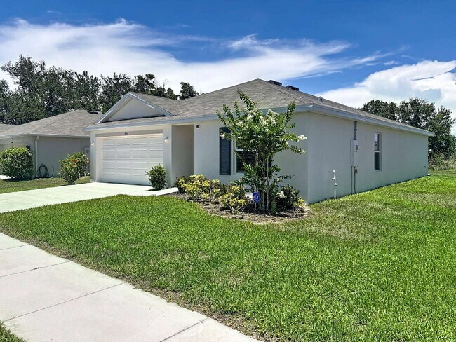 Foto del edificio - Beautiful 4-Bedroom Modern Home in the Desirable Brookside Community | Ruskin