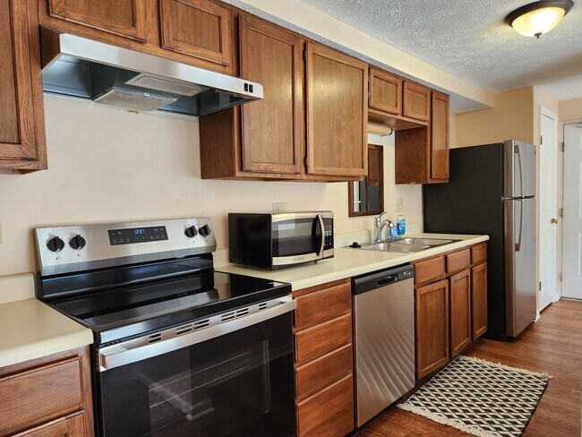Foto del edificio - 65 Sweetfern Ct