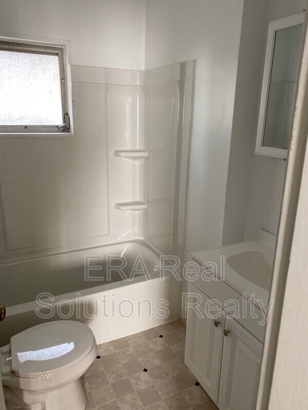 288 S Hague Ave, Columbus, OH 43204 House Rental in Columbus, OH