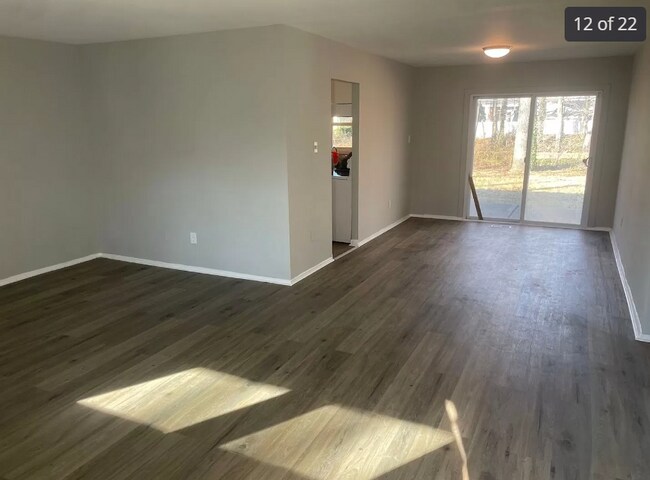 Building Photo - 20 Executive Ln