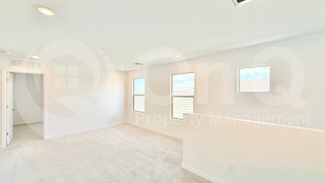 Foto del edificio - 40414 W Sunland Dr