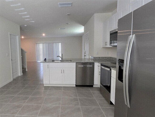 Foto del edificio - 2723 Golden Trout Ln