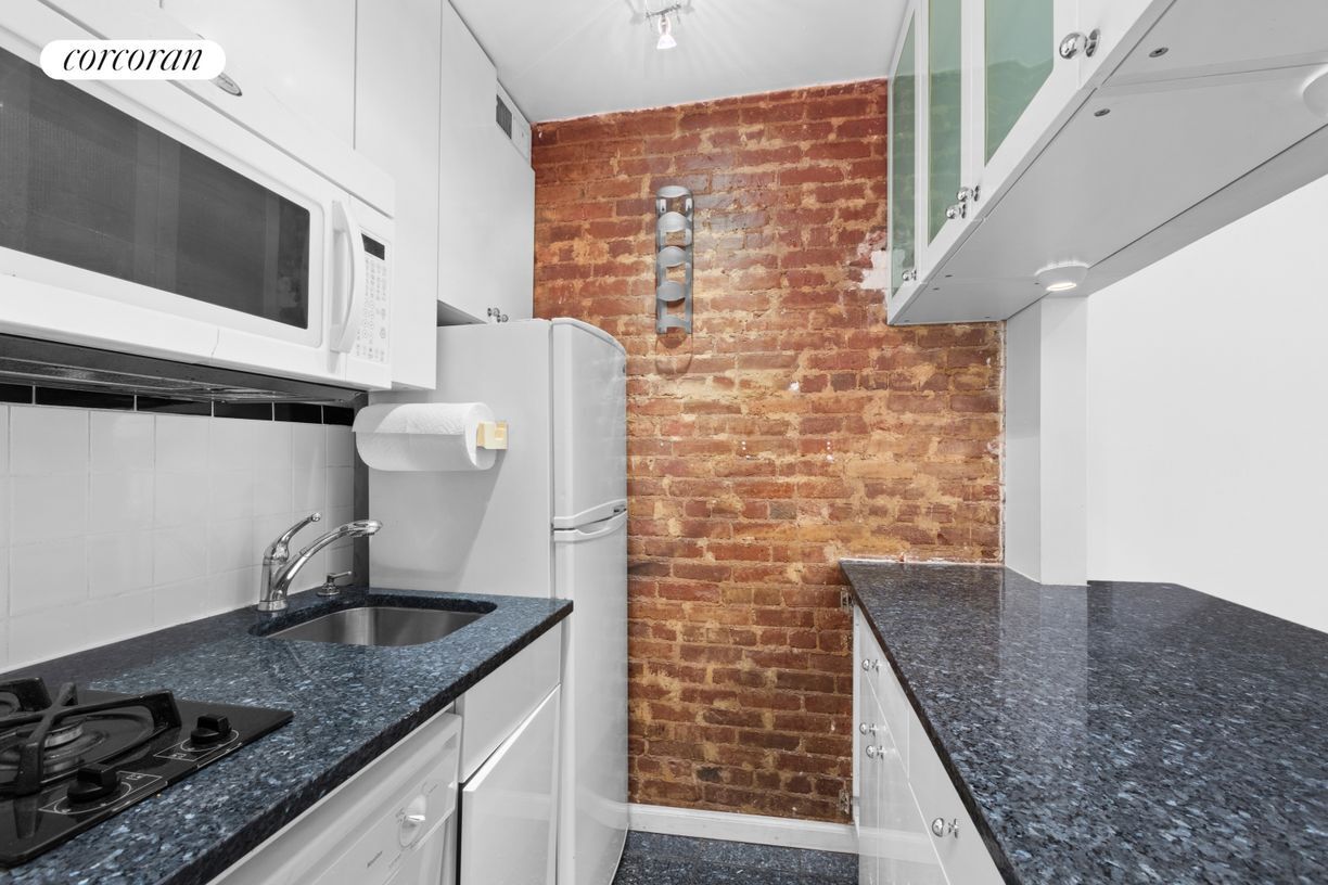 Foto del edificio - 414 E 88th St