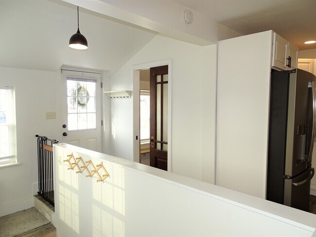 Foto del edificio - 783 E Main St