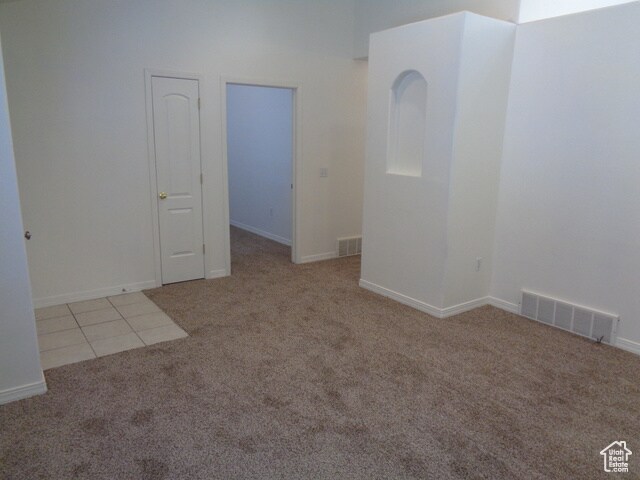 Building Photo - 203 Cres View Ln