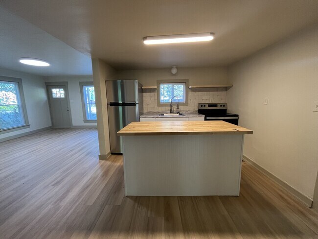 Foto del edificio - 626 8th st