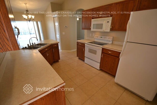 Building Photo - 10506 Juliano Dr