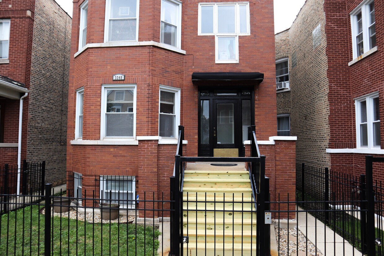 3348 N Ridgeway Ave Unit 1, Chicago, IL 60618 3348 N Ridgeway Ave Chicago, IL Apartments for