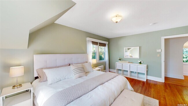 Foto del edificio - 41 Shoreview Rd