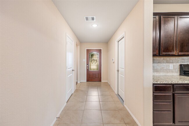 Foto del edificio - 3023 McDonough Way