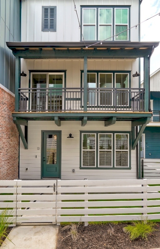 Building Photo - 3809 Valley View Rd