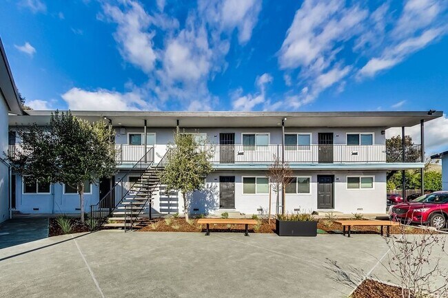 Foto del edificio - Beautifully Renovated Fremont Community. 3...