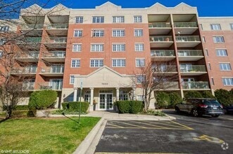 Building Photo - 7450 Lincoln Ave