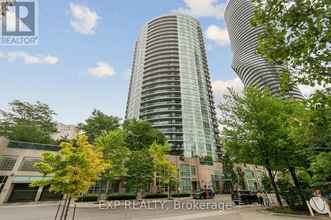 Building Photo - 70 Absolute Ave