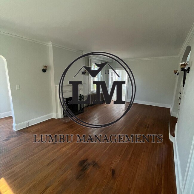 Foto del edificio - 447 Avondale Dr