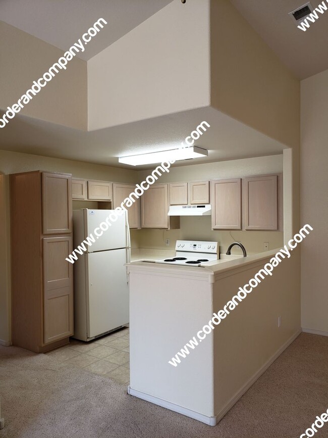 Foto del edificio - Nice 2 Bedroom, 1.5 Bathroom, Single Car G...