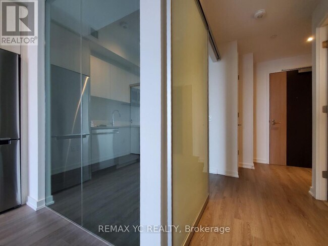 Building Photo - 50 Power St