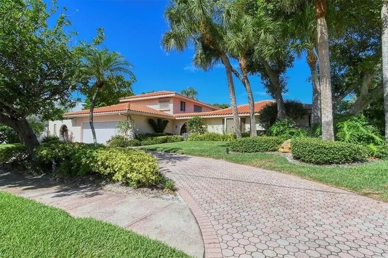 Primary Photo - 424 N Washington Dr