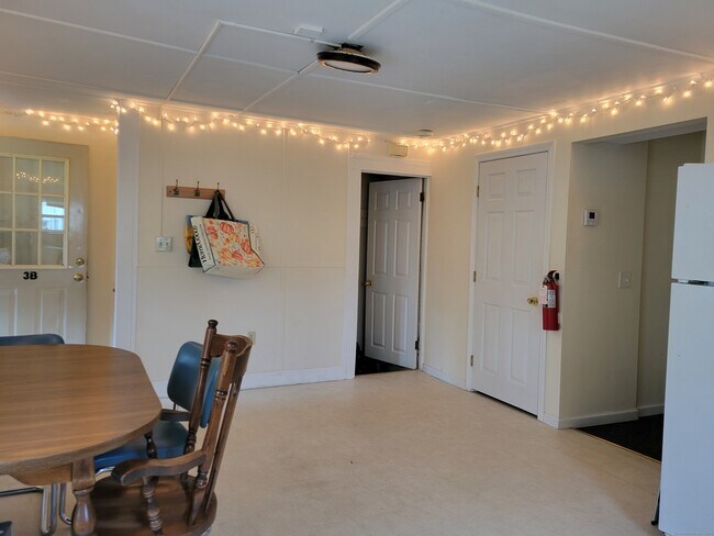 Foto del edificio - 474 S Eagleville Rd