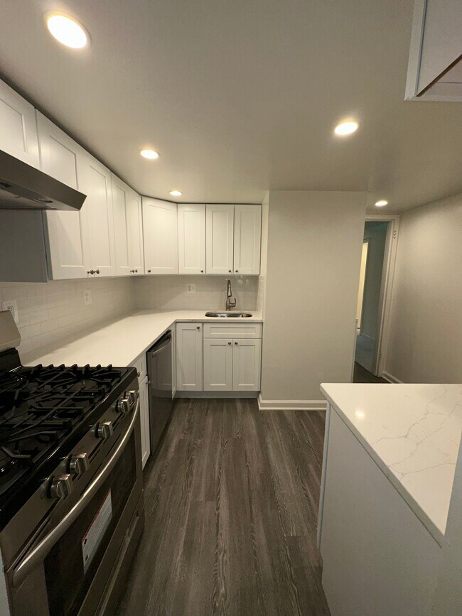 Building Photo - 1429 Northgate Square