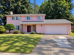 Building Photo - 14912 SE 46th Pl