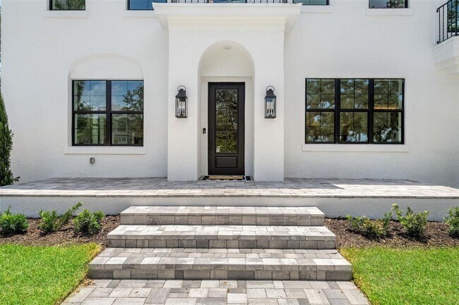 Building Photo - 804 Idlewood Dr