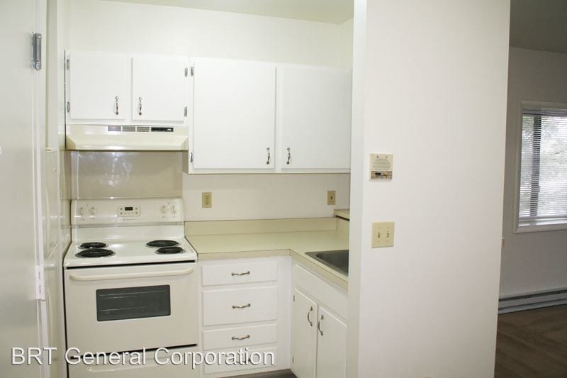 Building Photo - 234 White St