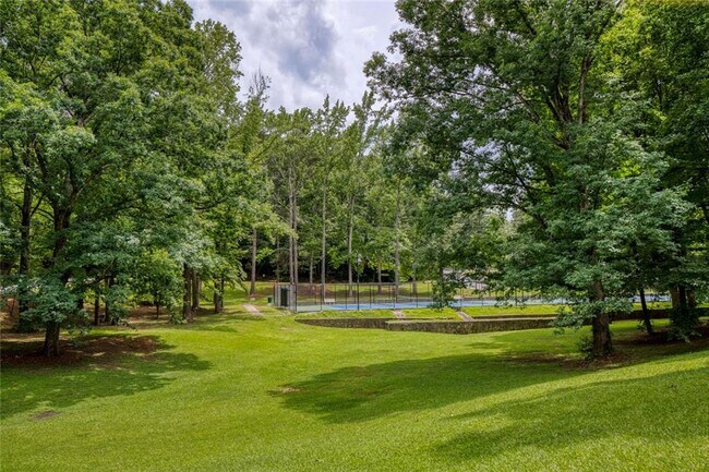 Foto del edificio - 2700 Brook Park Way