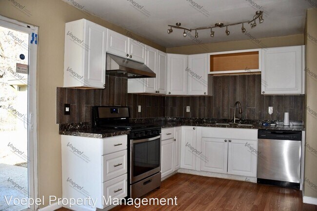 Building Photo - 2 br, 1 bath House - 7302 E. 112th St.