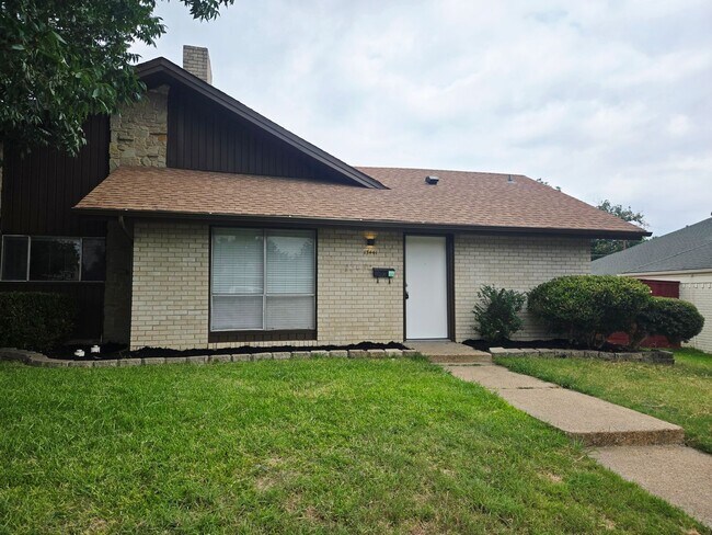 Foto del edificio - 13441 Blossomheath Ln