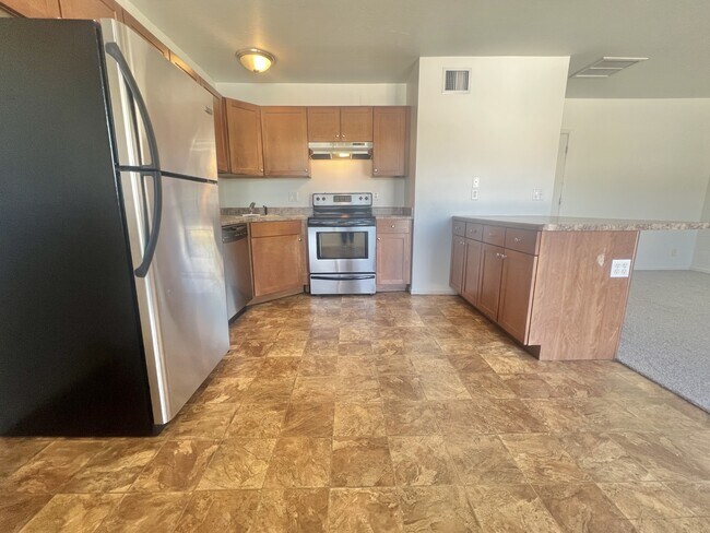 Foto del edificio - 2821 N Columbus Blvd